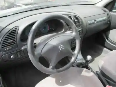 Veicolo di demolizione citroen xsara berlina 1.6i 16v sx dell'anno 2002 alimentato nfu