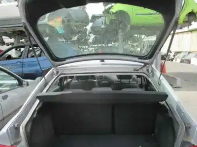 Veicolo di demolizione citroen xsara berlina 1.6i 16v sx dell'anno 2002 alimentato nfu
