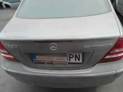 Здавання транспортного засобу mercedes-benz clase c (w203) berlina 200 compressor (203.045) року 2005 потужний 271940