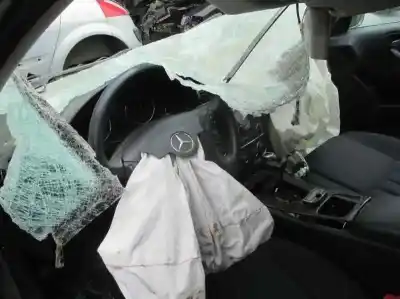 Здавання транспортного засобу mercedes-benz clase c (w203) berlina 200 compressor (203.045) року 2005 потужний 271940