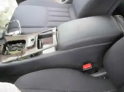 Здавання транспортного засобу mercedes-benz clase c (w203) berlina 200 compressor (203.045) року 2005 потужний 271940