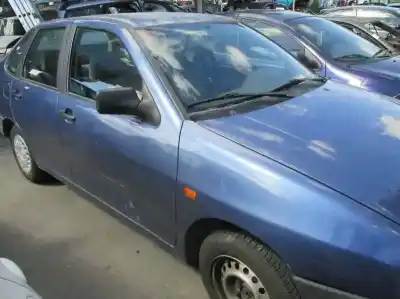 Véhicule à la ferraille seat cordoba berlina (6k2) clx de l'année 1994 alimenté abd