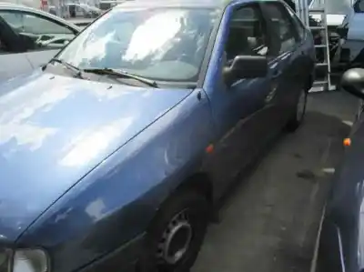 Véhicule à la ferraille seat cordoba berlina (6k2) clx de l'année 1994 alimenté abd