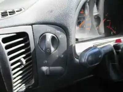 Véhicule à la ferraille seat cordoba berlina (6k2) clx de l'année 1994 alimenté abd