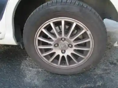 Veicolo di demolizione honda civic berlina 5 (eu7/8) 1.6 vtec cat (d 16 v 1) dell'anno 2002 alimentato d16v1