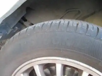 Veicolo di demolizione honda civic berlina 5 (eu7/8) 1.6 vtec cat (d 16 v 1) dell'anno 2002 alimentato d16v1