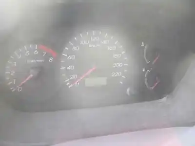 Veicolo di demolizione honda civic berlina 5 (eu7/8) 1.6 vtec cat (d 16 v 1) dell'anno 2002 alimentato d16v1