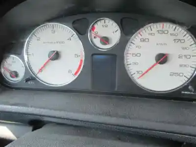 Scrapping Vehicle peugeot 407 sw st sport of the year 2004 powered rhr
