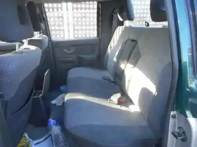 Véhicule à la ferraille mitsubishi l 200 (k6/7) 2.5 td cat de l'année 2005 alimenté 4d56