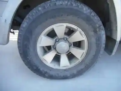 Véhicule à la ferraille mitsubishi l 200 (k6/7) 2.5 td cat de l'année 2005 alimenté 4d56
