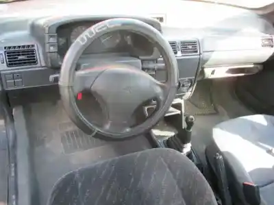 Véhicule à la ferraille citroen zx 1.9 turbodiesel de l'année 1997 alimenté dhyxud9tey