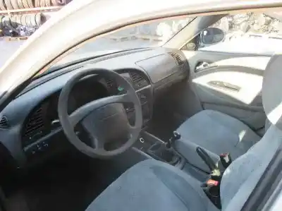 Veículo de Sucata daewoo nubira berlina sx (1999->) do ano 1999 alimentado a16dms