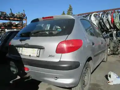 Vehículo de desguace PEUGEOT 206 BERLINA XT del año 1999 con motor WJZ