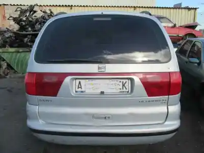 Sloopvoertuig seat alhambra (7v8) gran via van het jaar 2000 aangedreven avg