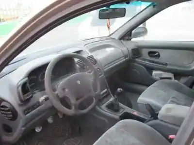 Scrapping Vehicle renault laguna (b56) 1.8 of the year 1998 powered f3p