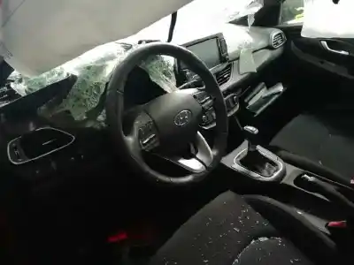 Veículo de Sucata hyundai i30 (pd) essence do ano 2019 alimentado g3lc