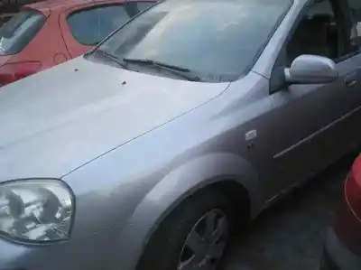Здавання транспортного засобу daewoo nubira berlina se року 2003 потужний f16d3