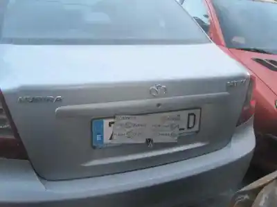 Здавання транспортного засобу daewoo nubira berlina se року 2003 потужний f16d3