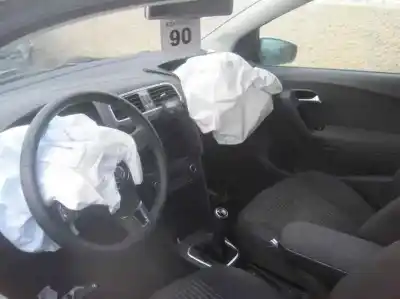 Veículo de Sucata volkswagen polo (6r1) sport do ano 2013 alimentado cay