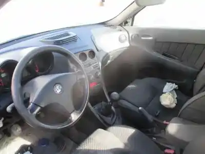 Vehicul casat alfa romeo 156 sportwagon (116) 1.9 jtd progression al anului 2001 alimentat 937a2000