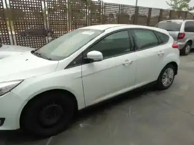 Здавання транспортного засобу ford focus lim. 1.0 ecoboost cat року 2014 потужний m1da