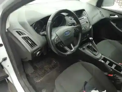 Здавання транспортного засобу ford focus lim. 1.0 ecoboost cat року 2014 потужний m1da