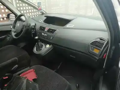 Veículo de Sucata citroen c4 grand picasso sx do ano 2006 alimentado 9hz