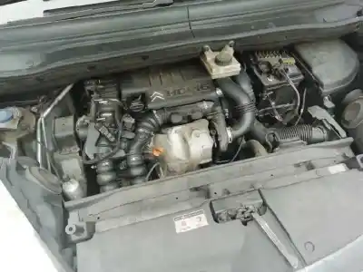 Veículo de Sucata citroen c4 grand picasso sx do ano 2006 alimentado 9hz