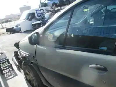Scrapping Vehicle renault scenic rx4 (ja0) 1.9 dci salomon of the year 2001 powered f9q k7