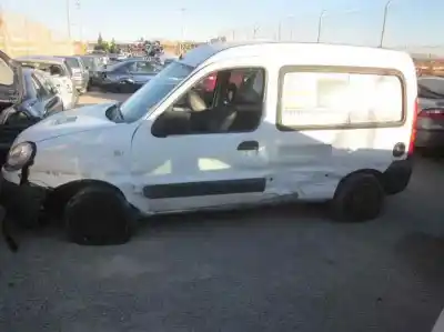 Здавання транспортного засобу renault kangoo (f/kc0) authentique року 2009 потужний k9k u7*