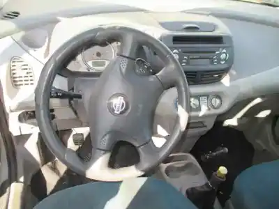 Здавання транспортного засобу nissan almera tino (v10m) ambience року 2000 потужний yd22