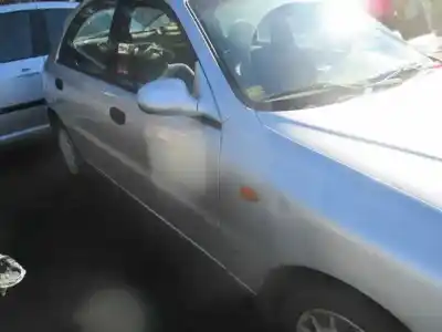 Véhicule à la ferraille daewoo lanos cool de l'année 1998 alimenté a15sms
