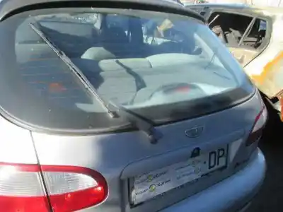 Véhicule à la ferraille daewoo lanos cool de l'année 1998 alimenté a15sms