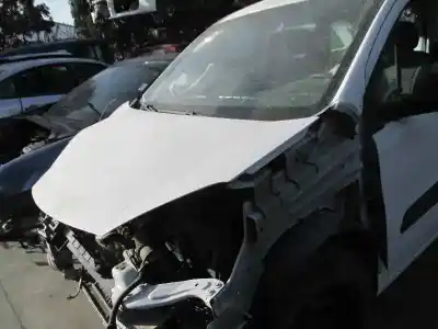 Здавання транспортного засобу citroen berlingo station wagon attraction року 2014 потужний 9hpdv6dted