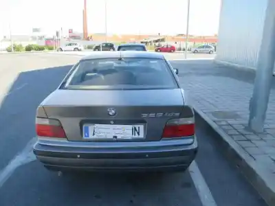 Véhicule à la ferraille bmw serie 3 berlina (e36) 325tds de l'année 1994 alimenté d25 6t 1