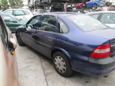 Vehículo de desguace opel                                               vectra b berlina                                                                                                                                                                                                                                           básico (1999->)                                                                                                                                                                                                                                            del año 1996 con motor x18xe*