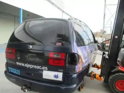 Véhicule à la ferraille VOLKSWAGEN SHARAN (7M8) Básico de l'année 1999 alimenté AFN