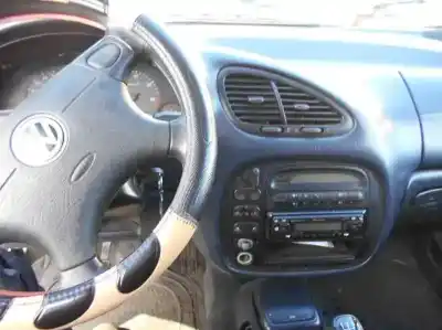 Sloopvoertuig volkswagen sharan (7m8) básico van het jaar 1999 aangedreven afn