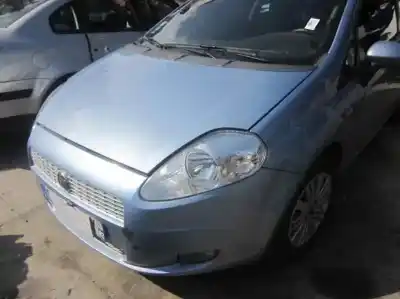 Veicolo di demolizione FIAT GRANDE PUNTO (199_) 1.3 D MULTIJET (199.AXD11, 199.AXD1A, 199.AXD1B,... dell'anno 2008 alimentato 199A3000