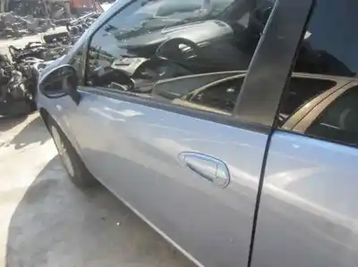 Véhicule à la ferraille fiat grande punto (199_) 1.3 d multijet (199.axd11, 199.axd1a, 199.axd1b,... de l'année 2008 alimenté 199a3000