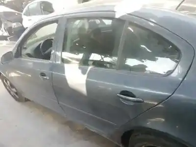 Veicolo di demolizione skoda octavia berlina (1z3) edition 100 dell'anno 2005 alimentato bkd