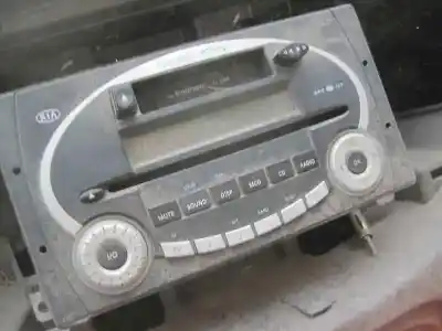Véhicule à la ferraille kia rio 1.5 crdi ex2 de l'année 2006 alimenté d4fa
