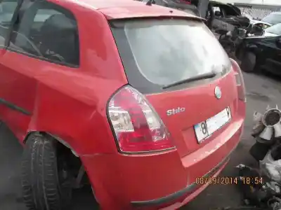 Scrapping Vehicle fiat stilo (192_) 1.6 16v (192_xb1a) of the year 2004 powered 182b6.000