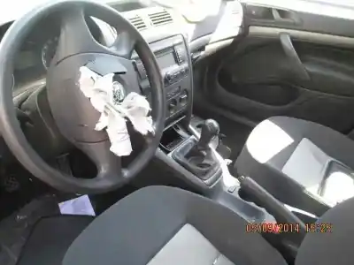 Véhicule à la ferraille skoda octavia berlina (1z3) 1.6 de l'année 2006 alimenté bse