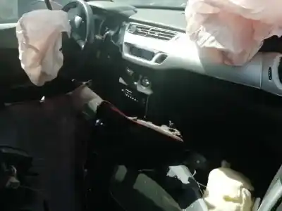 Veículo de Sucata citroen c3 sx do ano 2010 alimentado 8hz