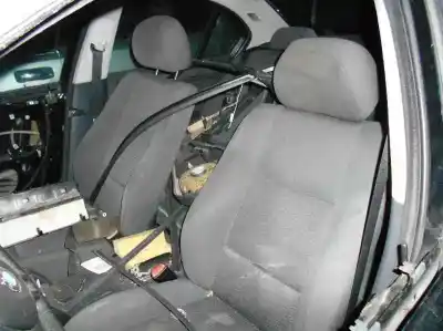 Veicolo di demolizione bmw serie 3 berlina (e46) 320d dell'anno 2003 alimentato 204d4d