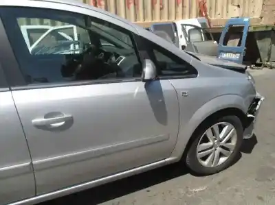 Verschrottungsfahrzeug opel zafira / zafira family b (a05) 1.7 cdti (m75) des jahres 2009 angetrieben a17dtr