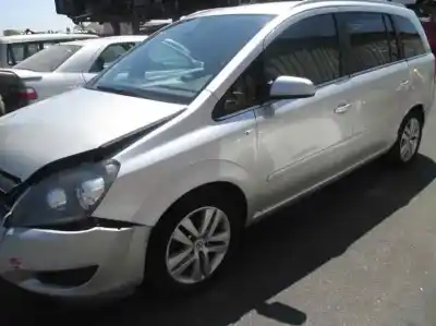 Verschrottungsfahrzeug opel zafira / zafira family b (a05) 1.7 cdti (m75) des jahres 2009 angetrieben a17dtr