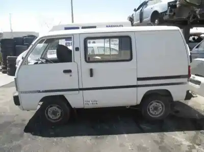 Véhicule à la ferraille suzuki super carry gme rascal de l'année 1989 alimenté f10a