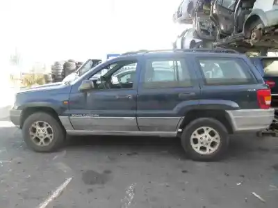 Scrapping Vehicle CHRYSLER JEEP GR.CHEROKEE (WJ/WG) 3.1 TD Laredo of the year 2001 powered VM73B